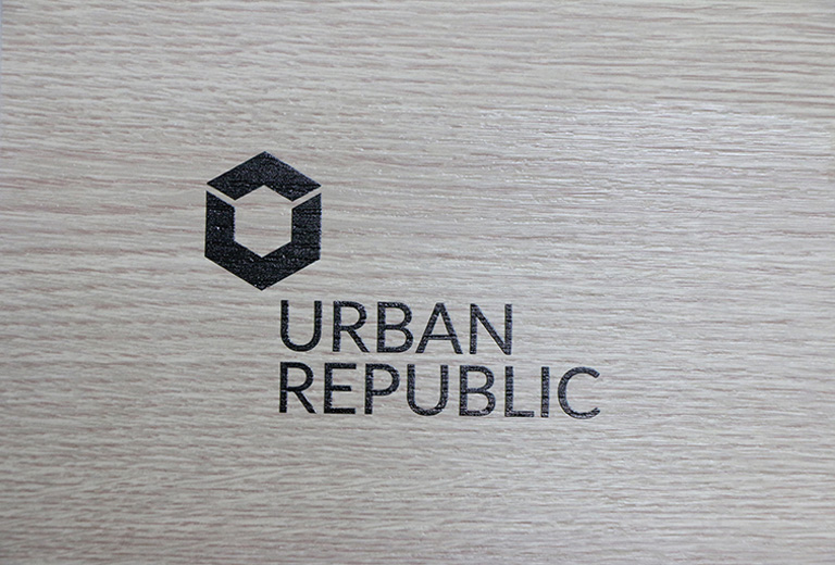 Logo printing on wood materials by WER-D4880UV (2)
